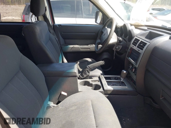 2011 Dodge Nitro Heat with VIN 1D4PU4GK2BW514520, listed as a IAAI auction lot 41919743 with 128,702 mi miles. Bid and sale history available at carsss.com. Image 5.