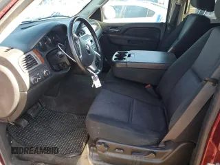 2010 GMC Yukon z VIN 1GKUKAE08AR231935, wystawiony jako Copart lot #55510035 z przebiegiem 181 097 mil mil oraz Szkoda całkowita • Salvage title. Historia ofert i sprzedaży dostępna na DreamBid. Obrazek 7.