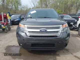 2015 Ford Explorer XLT with VIN 1FM5K7D84FGC63421, listed as a IAAI auction lot 41976273 with 62,362 mi miles and . Bid and sale history available at carsss.com. Image 12.