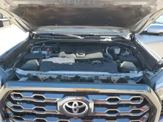 2024 Toyota Tundra 4WD Platinum with VIN 5TFNA5DB5RX152811, listed as a Copart auction lot 46253425 with 22,776 mi miles and Salvage Title. Bid and sale history available at carsss.com. Image 12.