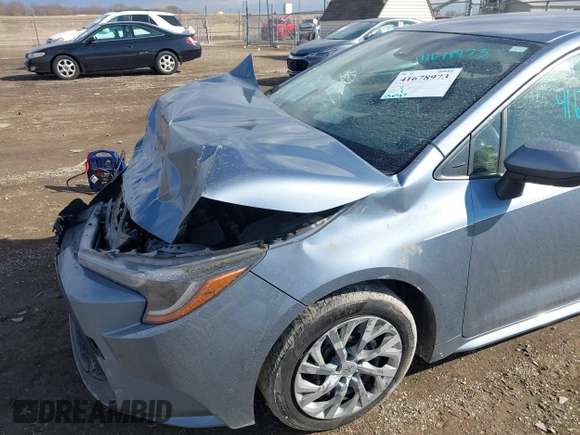 2020 Toyota Corolla LE with VIN JTDEPRAEXLJ026488, listed as a IAAI auction lot 41678973 with 136,982 mi miles and . Bid and sale history available at DreamBid. Image 18.
