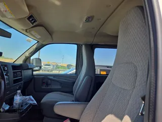 2012 Chevrolet Express Passenger 1LT с VIN 1GAZG1FG2C1159073, выставлен на аукционе IAAI как лот 42619812 с пробегом 90 220 миль миль и . История ставок и продаж доступна на DreamBid. Изображение 21.