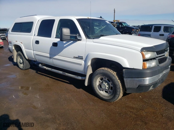2007 Chevrolet Silverado 2500HD Classic LT3 with VIN 1GCHK23D77F124958, listed as a Copart auction lot 45368814 with NaN miles and Salvage Title. Bid and sale history available at carsss.com. Image 4.