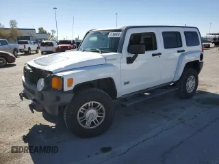 2006 Hummer H3 with VIN 5GTDN136768268748, listed as a Copart auction lot 81366954 with 195,547 mi miles and Salvage Title. Bid and sale history available at carsss.com. Image 1.
