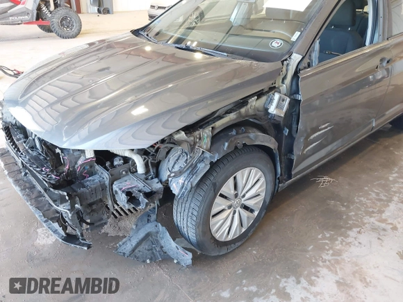 2019 Volkswagen Jetta S with VIN 3VWC57BU3KM070838, listed as a IAAI auction lot 42010372 with 89,999 mi miles and . Bid and sale history available at DreamBid. Image 6.
