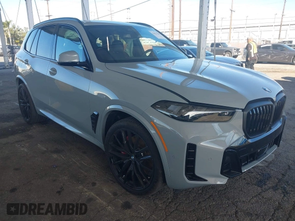 2025 BMW X5 sDrive40i with VIN 5UX13EU06S9Y55088, listed as a IAAI auction lot 41621580 with 1 mi miles. Bid and sale history available at carsss.com. Image 1.