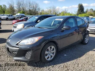 2013 Mazda 3 i SV with VIN JM1BL1TG0D1836891, listed as a Copart auction lot 54193525 with 124,049 mi miles and Salvage title. Bid and sale history available at DreamBid. Image 1.