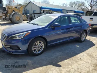 2016 Hyundai Sonata 2.4L SE with VIN 5NPE24AF2GH332626, listed as a Copart auction lot 50292905 with 152,269 mi miles and Salvage Title. Bid and sale history available at carsss.com. Image 1.