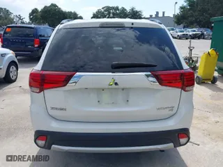 2016 Mitsubishi Outlander SE with VIN JA4AD3A34GZ021310, listed as a IAAI auction lot 40411249 with 118,599 mi miles. Bid and sale history available at carsss.com. Image 16.
