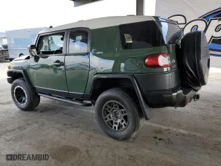 2014 Toyota FJ Cruiser with VIN JTEBU4BF7EK186066, listed as a Copart auction lot 51711265 with 88,297 mi miles and Clean Title. Bid and sale history available at carsss.com. Image 2.