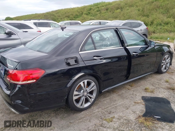 2014 Mercedes-Benz E 350 Luxury with VIN WDDHF8JB0EA907936, listed as a IAAI auction lot 40480628 with Not Provided miles and . Bid and sale history available at DreamBid. Image 4.
