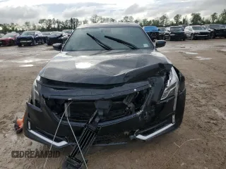 2017 Cadillac CT6 Premium Luxury AWD with VIN 1G6KF5RS8HU196723, listed as a Copart auction lot 51055025 with 140,436 mi miles and Salvage title. Bid and sale history available at DreamBid. Image 5.