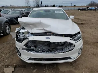 2019 Ford Fusion Energi Titanium with VIN 3FA6P0SU2KR184968, listed as a Copart auction lot 69922842 with 105,834 mi miles. Bid and sale history available at carsss.com. Image 5.