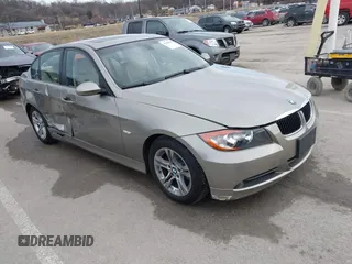 2008 BMW 3 Series 328i with VIN WBAVA33518K053136, listed as a IAAI auction lot 41640409 with 89,506 mi miles and . Bid and sale history available at DreamBid. Image 1.