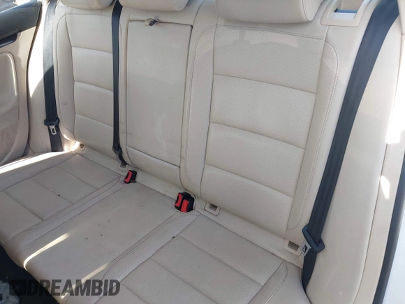 2010 Volkswagen Jetta Limited Edition with VIN 3VWRZ7AJ7AM058938, listed as a IAAI auction lot 42348838 with 102,482 mi miles and . Bid and sale history available at DreamBid. Image 8.