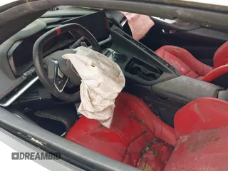 2023 Chevrolet Corvette 1LT z VIN 1G1YA3D48P5111528, wystawiony jako IAAI lot #41932326 z przebiegiem Nie podano mil oraz . Historia ofert i sprzedaży dostępna na DreamBid. Obrazek 17.
