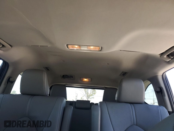 2021 Toyota Highlander Limited z VIN 5TDYZRAH8MS050939, wystawiony jako Copart lot #48616025 z przebiegiem 111 687 mil mil oraz Szkoda całkowita • Salvage title. Historia ofert i sprzedaży dostępna na DreamBid. Obrazek 10.