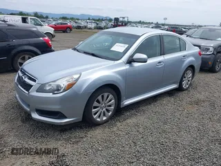 2014 Subaru Legacy Premium z VIN 4S3BMBC64E3035526, wystawiony jako IAAI lot #42254628 z przebiegiem 113 297 mil mil oraz . Historia ofert i sprzedaży dostępna na DreamBid. Obrazek 19.