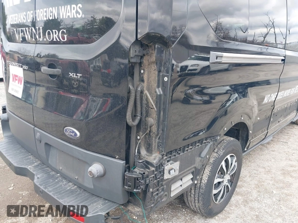 2018 Ford Transit Passenger XL с VIN 1FBZX2YM8JKB02131, выставлен на аукционе IAAI как лот 41794951 с пробегом 70 267 миль миль и . История ставок и продаж доступна на DreamBid. Изображение 6.