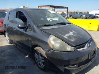2007 Honda Fit Sport z VIN JHMGD37617S004845, wystawiony jako IAAI lot #42401148 z przebiegiem 212 566 mil mil oraz . Historia ofert i sprzedaży dostępna na DreamBid. Obrazek 1.