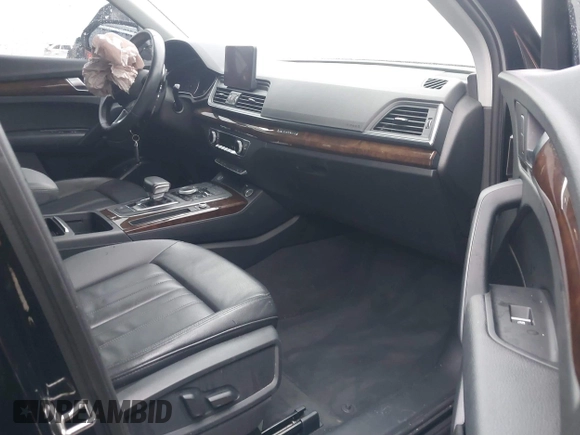 2019 Audi Q5 Premium with VIN WA1ANAFY7K2124244, listed as a IAAI auction lot 41251080 with 101,767 mi miles. Bid and sale history available at carsss.com. Image 5.
