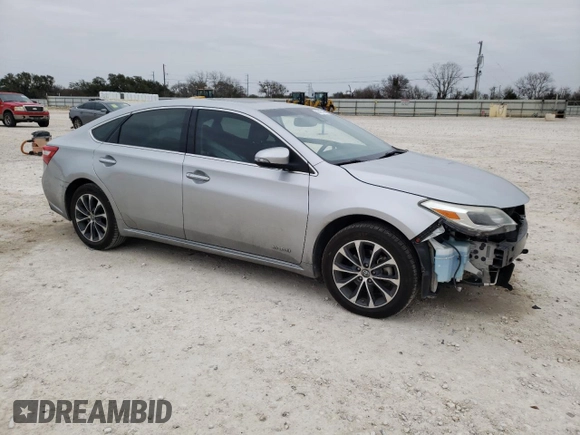 2018 Toyota Avalon Hybrid XLE Plus z VIN 4T1BD1EB3JU060129, wystawiony jako Copart lot #45467145 z przebiegiem 101 266 mil mil oraz Szkoda całkowita • Salvage title. Historia ofert i sprzedaży dostępna na DreamBid. Obrazek 4.