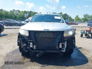 2011 Jeep Grand Cherokee Overland with VIN 1J4RR6GGXBC526649, listed as a IAAI auction lot 42162327 with 185,129 mi miles and . Bid and sale history available at DreamBid. Image 6.