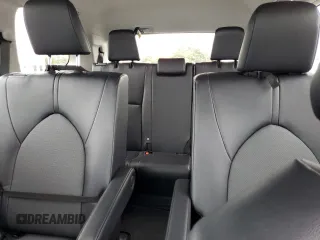 2024 Toyota Highlander XLE with VIN 5TDAAAB53RS064463, listed as a Copart auction lot 57293225 with 11,574 mi miles and Salvage title. Bid and sale history available at DreamBid. Image 10.