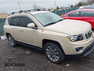 2017 Jeep Compass High Altitude with VIN 1C4NJCEB9HD166388, listed as a IAAI auction lot 41562178 with 111,218 mi miles. Bid and sale history available at carsss.com. Image 14.