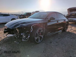 2022 Audi RS 5 Sportback z VIN WUAAWCF50NA901235, wystawiony jako Copart lot #88243665 z przebiegiem 16 983 mil mil oraz Szkody całkowita. Historia ofert i sprzedaży dostępna na DreamBid. Obrazek 1.
