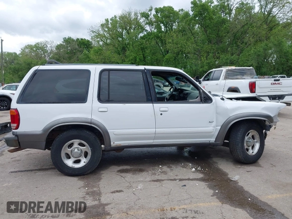 2001 Ford Explorer XLT с VIN 1FMZU73E11ZA03915, выставлен на аукционе IAAI как лот 42104076 с пробегом 117 034 миль миль и . История ставок и продаж доступна на DreamBid. Изображение 14.