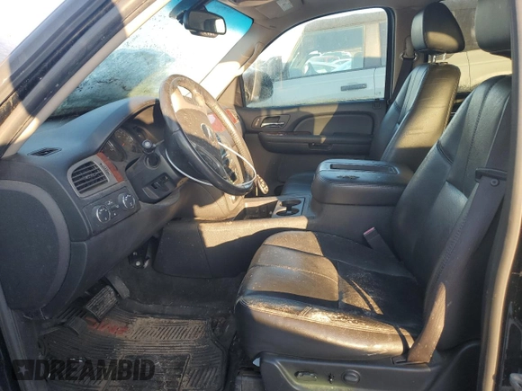 2009 GMC Yukon SLT w/4SB with VIN 1GKFK33009R233990, listed as a Copart auction lot 44627005 with 236,523 mi miles and Clean Title. Bid and sale history available at carsss.com. Image 7.