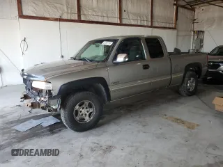 2002 Chevrolet Silverado 1500 LS with VIN 1GCEK19T82E298046, listed as a Copart auction lot 52758135 with 179,594 mi miles and Salvage Title. Bid and sale history available at DreamBid. Image 1.