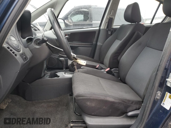 2009 Suzuki SX4 Sport FWD z VIN JS2YC414996200393, wystawiony jako Copart lot #50025535 z przebiegiem 140 199 mil mil oraz Szkoda całkowita • Salvage title. Historia ofert i sprzedaży dostępna na DreamBid. Obrazek 7.