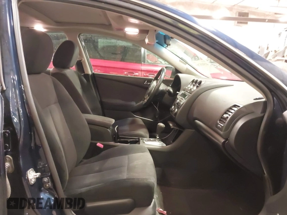 2012 Nissan Altima 2.5 with VIN 1N4AL2AP4CN478860, listed as a IAAI auction lot 41911788 with 165,203 mi miles and . Bid and sale history available at DreamBid. Image 5.
