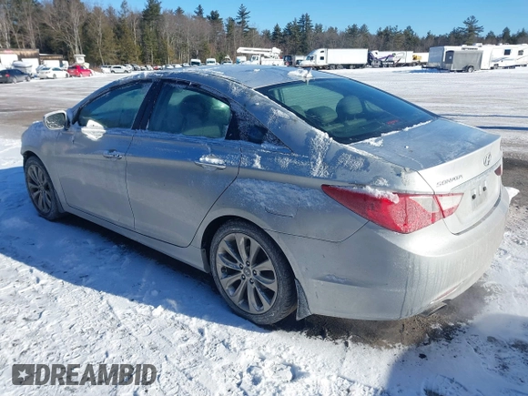 2012 Hyundai Sonata Limited with VIN 5NPEC4AB3CH421920, listed as a IAAI auction lot 41454654 with 122,231 mi miles and . Bid and sale history available at DreamBid. Image 3.