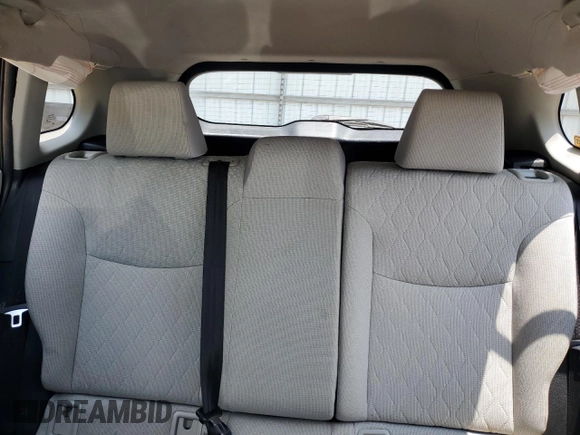 2022 Toyota Corolla Cross LE z VIN 7MUCAAAG8NV017408, wystawiony jako Copart lot #59096555 z przebiegiem 33 703 mil mil oraz Szkoda całkowita • Salvage title. Historia ofert i sprzedaży dostępna na DreamBid. Obrazek 10.