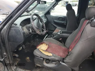 2003 Ford F-150 XL with VIN 1FTRX18W83NA78311, listed as a Copart auction lot 83904904 with 0 mi miles and Salvage Title. Bid and sale history available at carsss.com. Image 7.