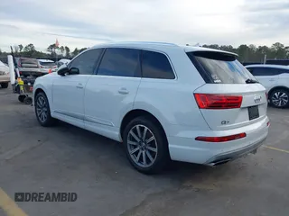 2018 Audi Q7 Premium Plus with VIN WA1LHAF71JD031195, listed as a IAAI auction lot 41219666 with 63,641 mi miles. Bid and sale history available at carsss.com. Image 3.