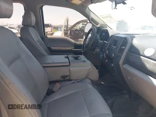 2019 Ford F-250 XL с VIN 1FT7W2B63KEF60966, выставлен на аукционе IAAI как лот 42731380 с пробегом 214 421 миль миль и . История ставок и продаж доступна на DreamBid. Изображение 5.