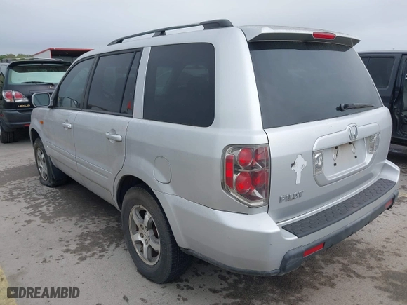 2007 Honda Pilot EX-L with VIN 5FNYF28577B016446, listed as a IAAI auction lot 41975258 with 172,276 mi miles. Bid and sale history available at carsss.com. Image 3.