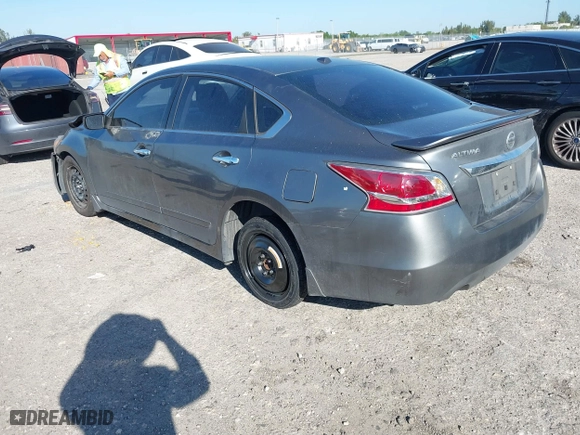 2015 Nissan Altima 2.5 SV with VIN 1N4AL3AP7FC417945, listed as a IAAI auction lot 41793107 with 163,211 mi miles. Bid and sale history available at carsss.com. Image 3.