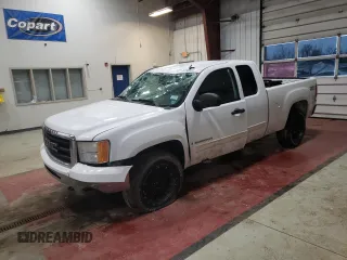 2007 GMC Sierra 1500 SLE2 z VIN 2GTEK19J571726517, wystawiony jako Copart lot #47750535 z przebiegiem Nie podano mil oraz Nie do naprawy • Non repairable. Historia ofert i sprzedaży dostępna na DreamBid. Obrazek 1.