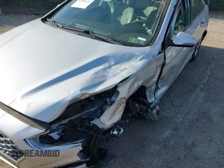 2019 Hyundai Sonata SEL with VIN 5NPE34AF3KH737724, listed as a IAAI auction lot 42108112 with 31,318 mi miles and . Bid and sale history available at DreamBid. Image 6.
