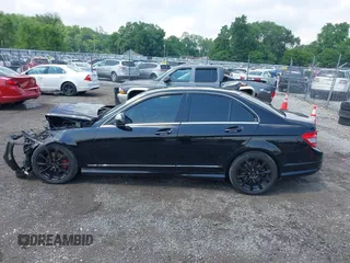 2009 Mercedes-Benz C 300 Sport z VIN WDDGF81X99F247766, wystawiony jako IAAI lot #42426314 z przebiegiem 174 256 mil mil oraz . Historia ofert i sprzedaży dostępna na DreamBid. Obrazek 15.