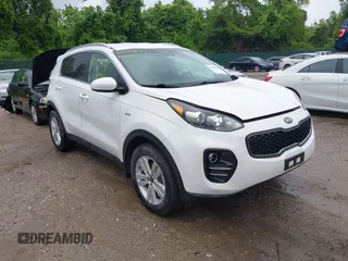2018 Kia Sportage LX z VIN KNDPMCAC7J7473044, wystawiony jako IAAI lot #42245839 z przebiegiem 84 323 mil mil oraz . Historia ofert i sprzedaży dostępna na DreamBid. Obrazek 1.