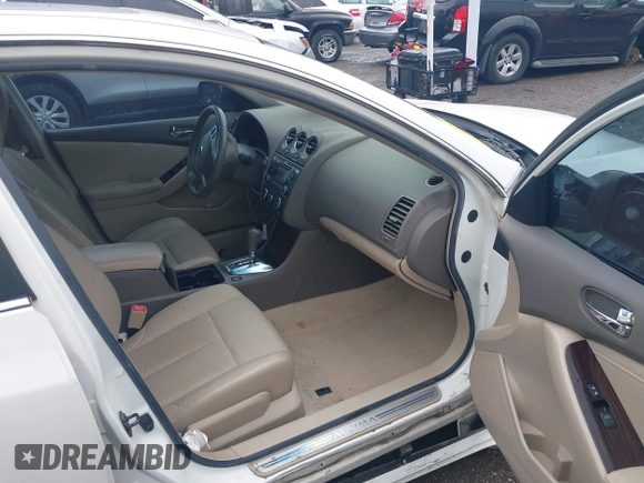 2010 Nissan Altima S with VIN 1N4AL2AP2AC175150, listed as a IAAI auction lot 42106296 with 156,180 mi miles and . Bid and sale history available at DreamBid. Image 5.