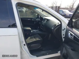 2015 Nissan Pathfinder Platinum with VIN 5N1AR2MM6FC656712, listed as a IAAI auction lot 41661724 with 164,013 mi miles. Bid and sale history available at carsss.com. Image 5.