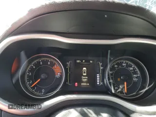 2018 Jeep Cherokee Latitude Plus with VIN 1C4PJMLX1JD579053, listed as a Copart auction lot 57329475 with 93,592 mi miles and Salvage title. Bid and sale history available at DreamBid. Image 9.