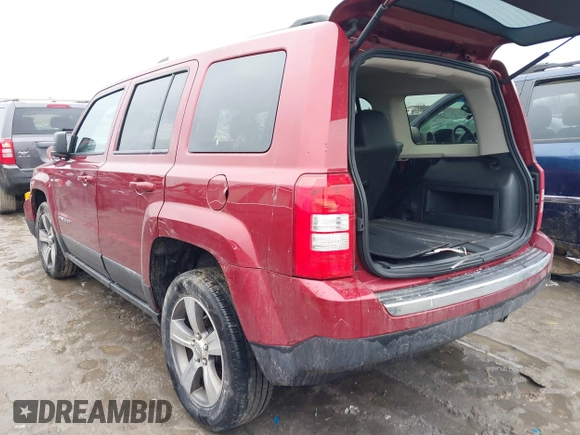 2016 Jeep Patriot Latitude with VIN 1C4NJRFB8GD737806, listed as a IAAI auction lot 41509880 with 87,111 mi miles. Bid and sale history available at carsss.com. Image 3.